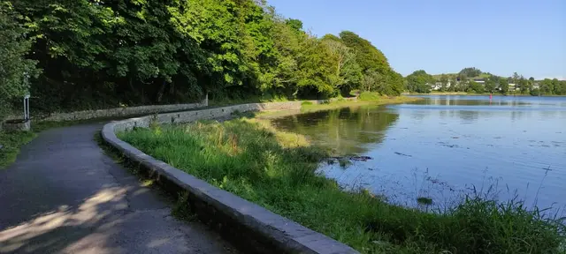 Bank river walk, Donegal town